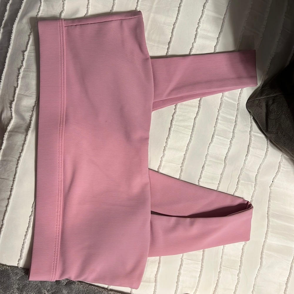 Wilo the Label sports bra